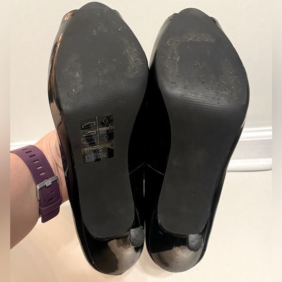 H&M Peep Toe Platform Faux Patent Stiletto Heels - Picture 4 of 9